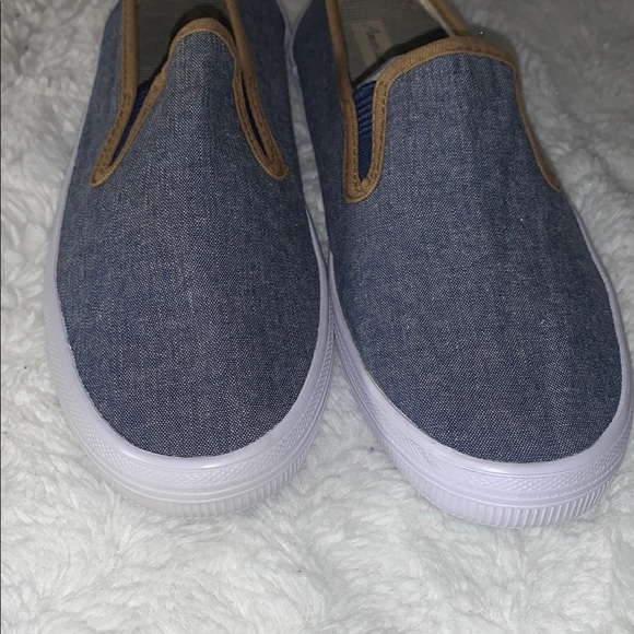 Like new American Eagle 🦅 Casual Denim Slip-On Sneakers - Picture 5 of 7